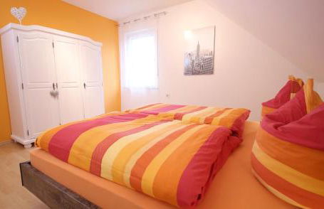 Art City-Studios Kassel 4 und 8, groß, modern, citynah, je 3 Schlafzimmer, kostenfreie Parkplätze, Süd-Balkons, ruhig, Herkulesblick - Foto 34