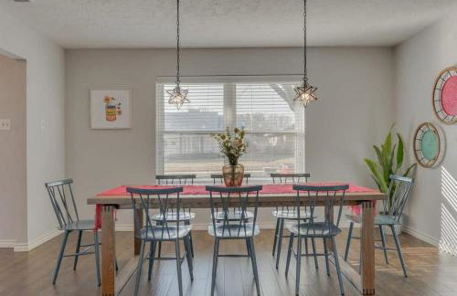 Dream Vacation Home with Pool for Large Groups - Foto 4