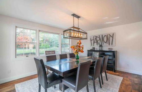 The Villa - Industrial Farmhouse with Hot Tub - Photo 19