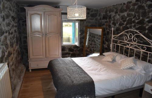 LA CASA AZUL, un oasis de calma, vistas impresionantes con PISCINA, SALTADOR, BARBACOA y acceso al río Asón - Foto 25