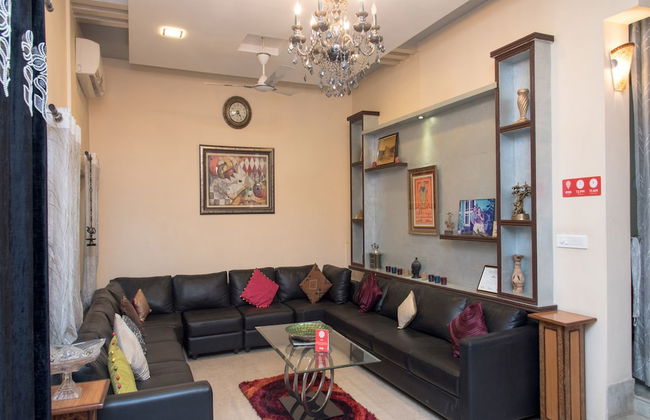 OYO 12830 Home Charming 3BHK Villa Airport Road - Foto 18