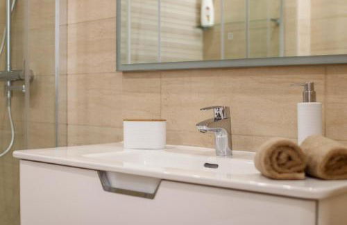 Playa Real Luxury Apartment - Photo 16