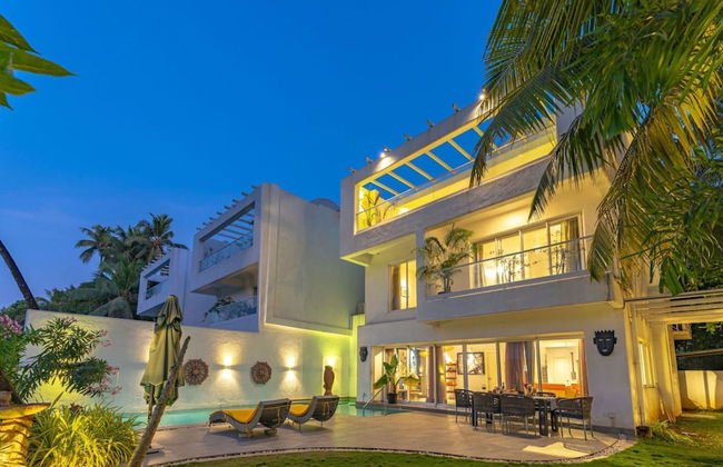 Legacy by Hireavilla- Full Field View Villa w Pool - Photo 41