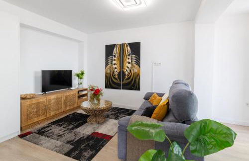 Fidalsa Penthouse Amazing View - Photo 14