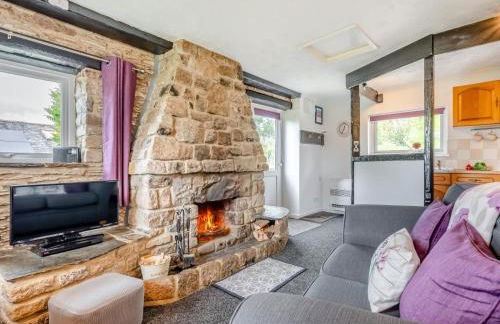 1 Bed in Looe oc-90173 - Photo 2