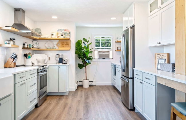 Beachwood Getaway Sleeps 10! - Photo 20