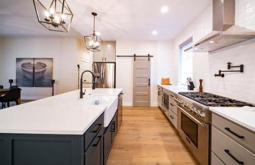 Gearhart Getaway - Gated Community Home w/ Hot Tub, Walk to Beach - Foto 16