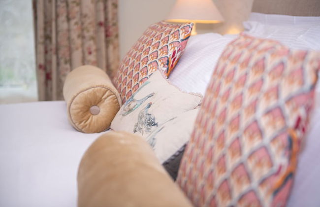 Milton House Studio Apartment Suites - Photo 10