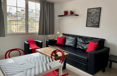 Inside Plaza Sierra Nevada - Foto 38