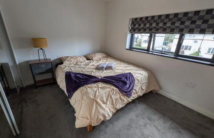 Modern 3-Bed Family Haven wFree Parking - Foto 21