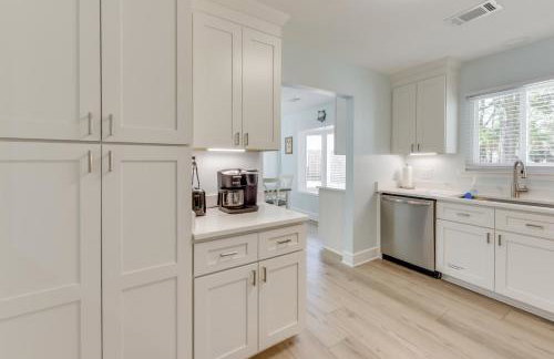 5 Mi to Dtwn Beaufort Home with Screened-In Patio - Foto 9