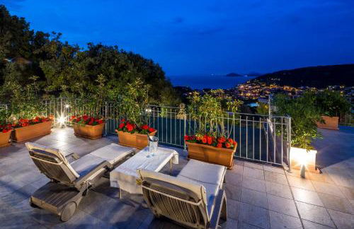 Borgo dell'Uccellaia - Turchese - Giada - Foto 1