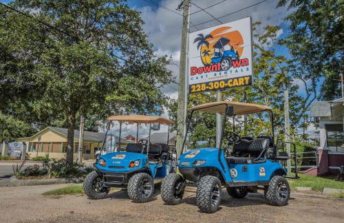 Endless Summer Retreat with Private Pool near Beach - Foto 43