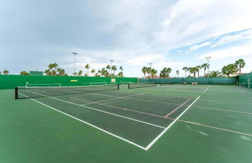 Charming 1BR Waterfront Retreat with Private Patio - Foto 21