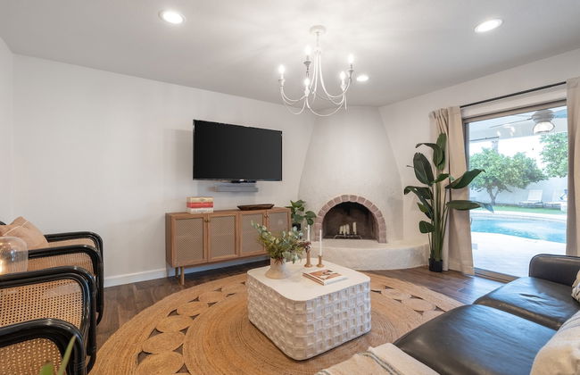 Bright Eyes by Avantstay Chic Boho Retreat, Pool - Foto 12