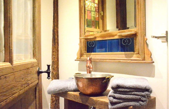 Cozy Holiday Home in Bièvre with Hot Tub - Foto 22