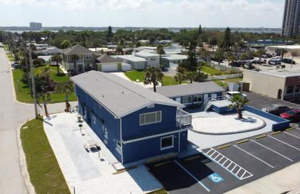 Modern Queen Suite #2 - Steps to Daytona Beach - Foto 32