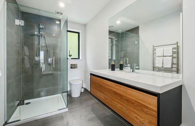 Bright, Modern, Plush - Brand New Townhouse - Foto 20