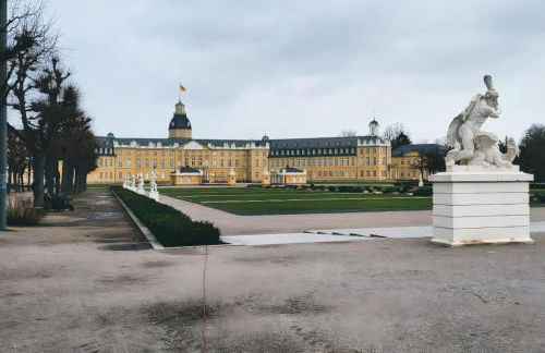 Modernes und gemütliches Studio in Karlsruhes Zentrum - APOLONIAliving - Foto 12