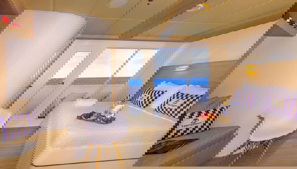 Galapagos Islands 7-day Luxury Cruise - Foto 1