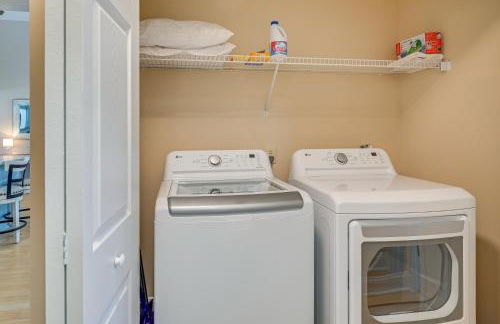 Walk to Surfside Beach Poolside Oasis - Foto 19