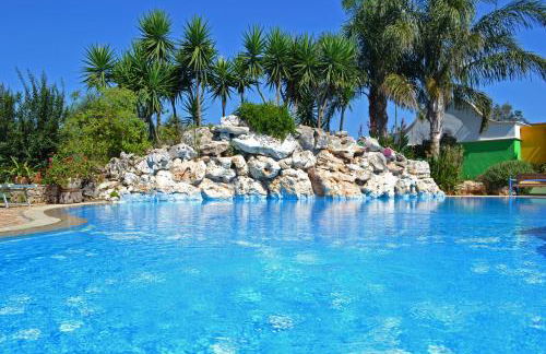 Villa Vacanze Paradiso - Oasi di Tranquillità con Piscina e Giardino a 10 min dal mare - Foto 1