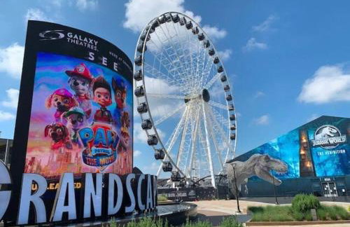 Modern 2B Close to The Star Toyota HQ Legacy West - Foto 32