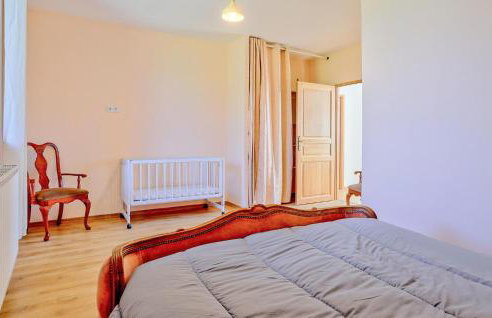 Lovely Home In Fierville-Les-Mines - Foto 10