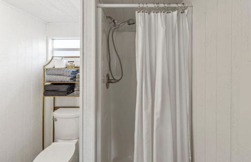 Cypress ChaletCaddo Lake Cabin with Kayaks - Foto 7