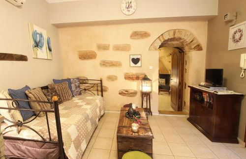 Venetis Luxury Apartments - Photo 24