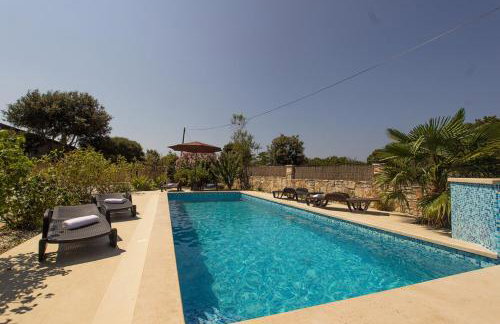 Charming villa Nera with pool and hydromassage near the beach - Foto 5