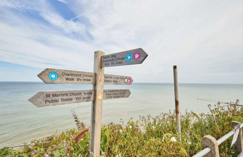 The Beach House - Photo 44