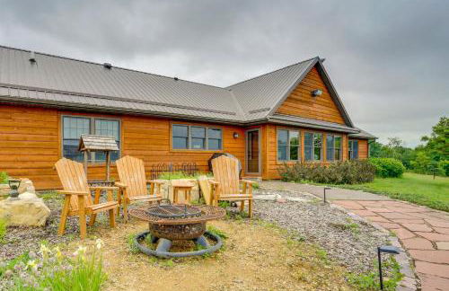 Hot Tub and Trail Access Spacious Stockholm Retreat - Photo 2