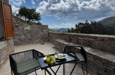 Stone Heaven Villa -Poolside BBQ & Fresh Herbs - Photo 36