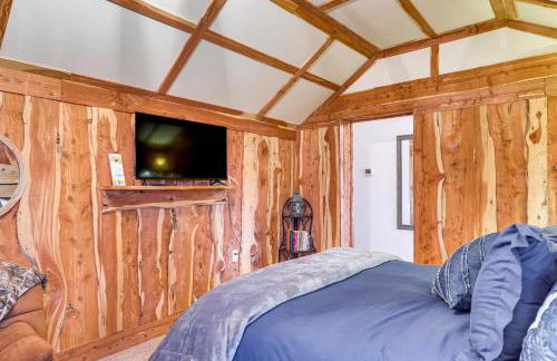 Glenvil Cabin with Gas Grill Steps to Dock and Pond! - Foto 12