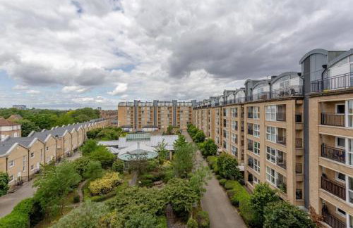 Bright, Modern One-bed With Stunning View of Thames - Foto 52