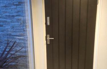 Ground Floor-Modern-Cosy-Private-Whitefield Studio - Foto 37