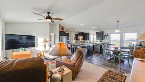 Mtn Views, 15 Mi to Dtwn Kingman Family Home! - Foto 4