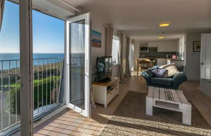 Chesil Beach Lodge Burton Bradstock Dorset DT64RJ - Photo 1