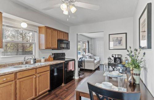 Tranquil 2BR Apt Mpls - 8073 Apt 1 - Foto 25