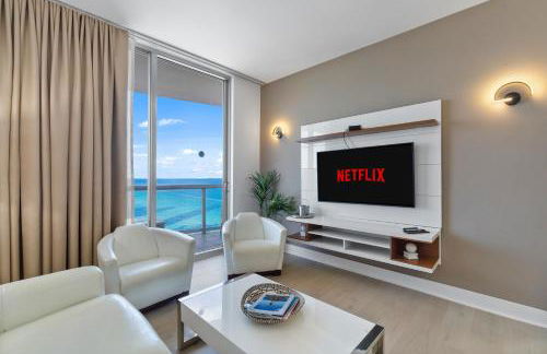 Luxury Top-Level Oasis - Oceanfront Views & Resort Perks - Foto 1