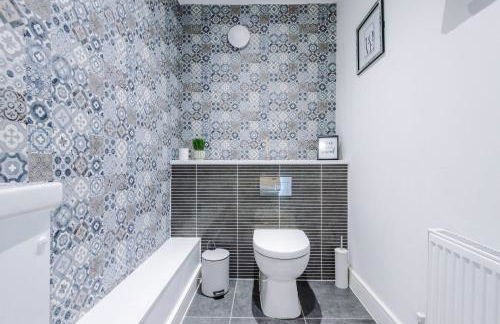 R&R - Modern Townhouse near Etihad & City Centre (5 Bedrooms, Free Parking) - Foto 51