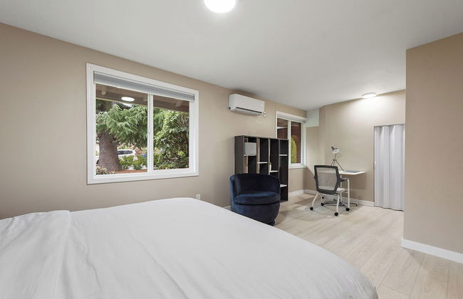 Joyful Kirkland Home, Near Beach, Hot Tub & AC - Photo 11