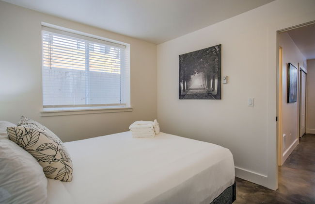 7brdowntown BIG & Moderngroups, Events & More! - Foto 7