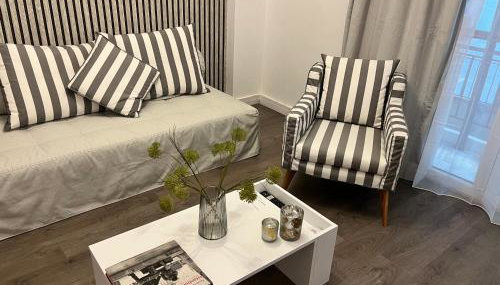 Metropolitan Complex Apartment-next to Metropolitan Hospital,Karaiskaki,Sef - Foto 4