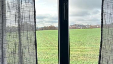 Paisible MAISON familiale - 4 Chambres - 2 SDB - terrasse et jardin - parking privé - Limoges - Foto 3