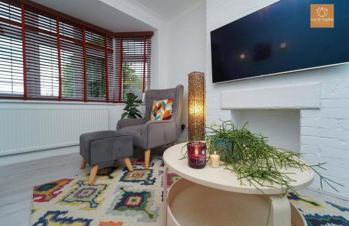 Gaia Cottages 3BR Home with Parking,WIFI,Garden,EV & Desk - Foto 2