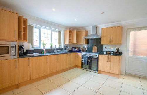 Modern 10BR Retreat Sleeps 16plus nr HS2 NEC BHX - Foto 6