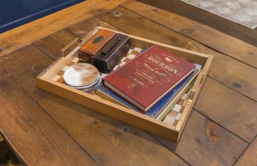 Rustic plus Western - Walk to Bars, Coffee and Restaurants - Foto 35