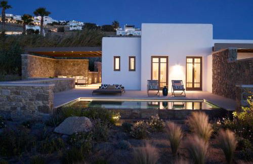 Bonzoe Suites & Villas - Photo 51